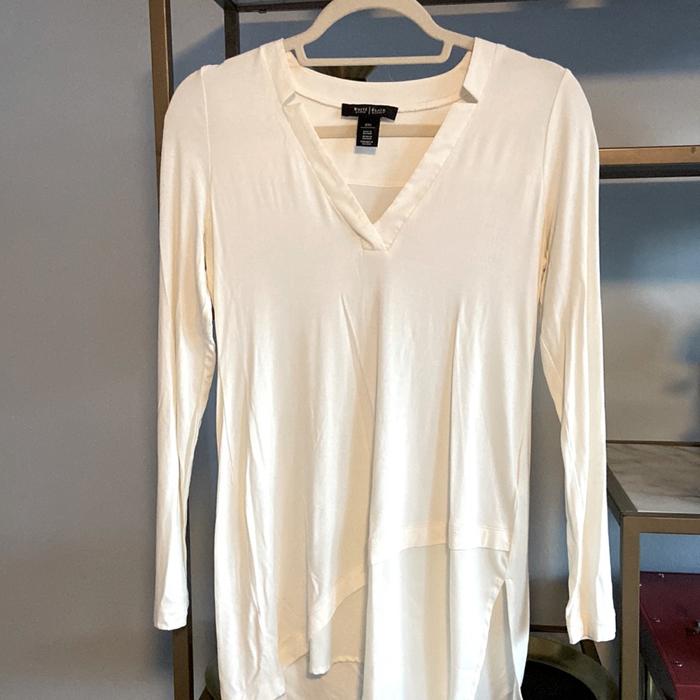 White House black market blouse